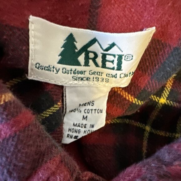 REI Soft Mens Med Red Flannel Shirt Plaid Long Sleeve Button Up Outdoor Tarten - Picture 5 of 5